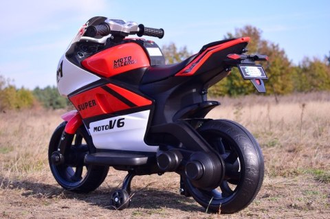 DUŻY MOTOR ŚCIGACZ STRONG 2 EXCLUSIVE, ŚWIECĄCE KOŁA, 2 KOŁOWY/HT5189 DUŻY MOTOR ŚCIGACZ STRONG 2 EXCLUSIVE, ŚWIECĄCE KOŁA, 2 KOŁOWY/HT5189