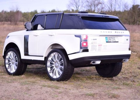 RANGE ROVER - MIĘKKIE KOŁA, MIĘKKIE SIEDZENIE, DŹWIĘK SPORTOWY SILNIKA, PEŁNA OPCJA/DK-RR999