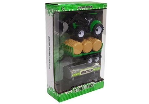 Traktor z Przyczepa z Belami Siana Cysterna Traktor z Przyczepa z Belami Siana Cysterna