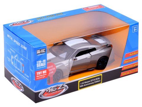 Auto Nissan GT-R 1:32 metalowe autko ZA3757