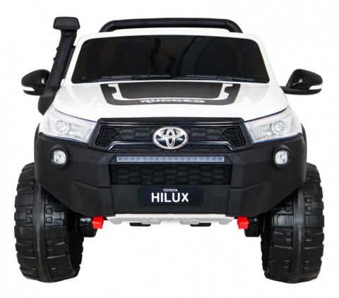 Pojazd Toyota Hilux Biała Pojazd Toyota Hilux Biała