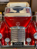 Pojazd Mercedes Benz 300S RETRO Lakier Czerwony