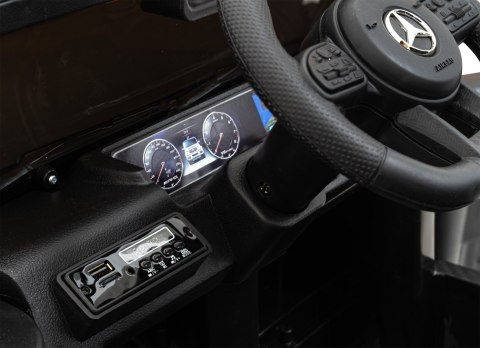 Mercedes AMG G63 na akumulator dla dzieci Czarny + Pilot