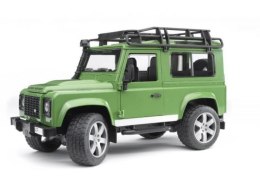 Land Rover Defender zielony