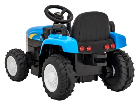 Traktor Z Przyczepą New Holland T7 Niebieski Traktor Z Przyczepą New Holland T7 Niebieski