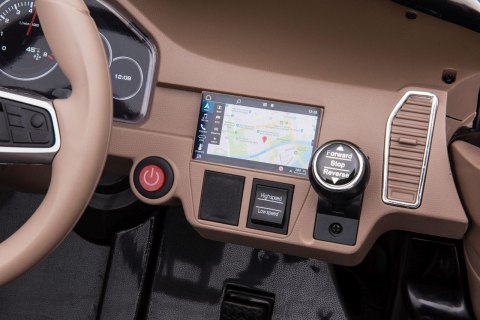 Elektryczny Porsche Cayenne S Czarny lakier Jazda dla dzieci