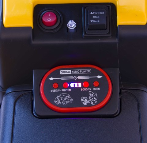 Koparka traktor na akumulator z przyczepą dla dzieci 2 silniki pilot Koparka traktor na akumulator z przyczepą dla dzieci 2 silniki pilot