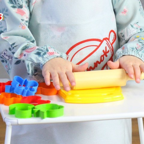 ZESTAW DO PIECZENIA CIASTECZEK FOREMKI RÓŻNE KSZTAŁTY DESKA WAŁEK ZESTAW DO PIECZENIA CIASTECZEK FOREMKI RÓŻNE KSZTAŁTY DESKA WAŁEK