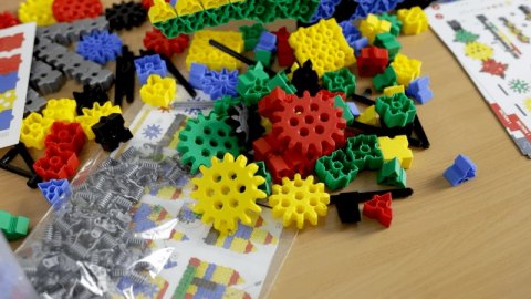Gearphun Koła zębate i łańcuchy 200 el. - Klocki konstrukcyjne Gearphun Koła zębate i łańcuchy 200 el. - Klocki konstrukcyjne