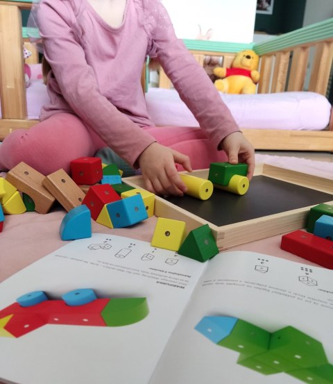 Drewniana tacka magnetyczna 35x25 cm do klocków - WABI 3+