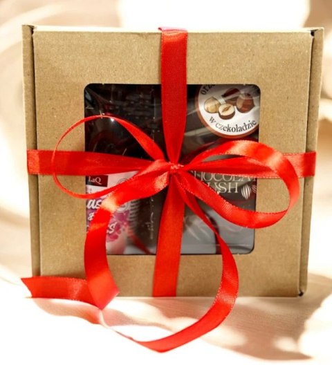 Box prezentowy dla niej Prezent dla kobiety damski mini zestaw Bossy