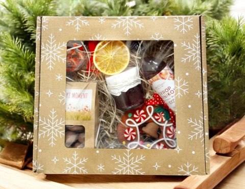 Duży Świąteczny Box prezentowy Serce Czekoladowe Orzechy Syrop Konfitura