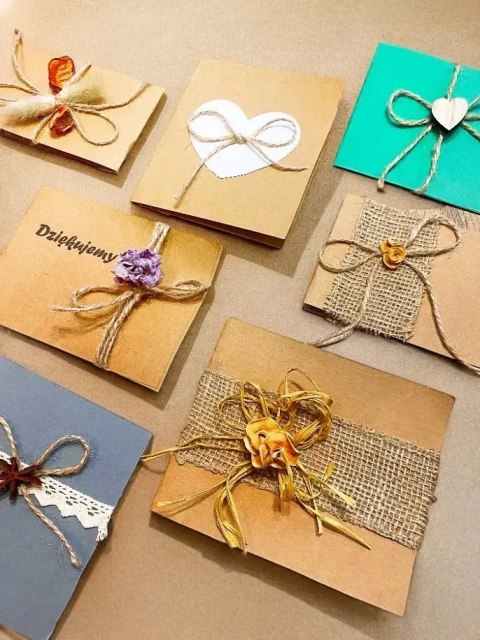 Kosz prezentowy miód szpatułka na drewienku upominek prezent