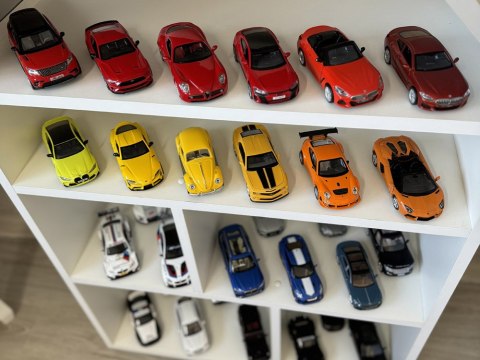 Auto metalowe model Porshe 911 GT3 RSR 1:32 światło dźwięk kolekcja ZA5054