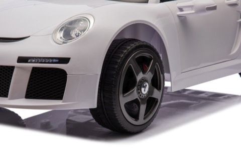 Auto na akumulator Pojazd RUF CTR3 2x35W Biały Auto na akumulator Pojazd RUF CTR3 2x35W Biały