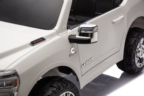 Auto Ram 3500 na akumulator 2x200W 24V/7Ah ekosóra EVA LED bluetooth - JJ2599 Auto Ram 3500 na akumulator 2x200W 24V/7Ah ekosóra EVA LED bluetooth - JJ2599
