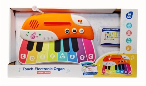 Pianino z kartami do grania