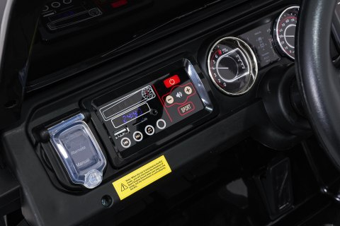 Auto na akumulator Jeep Wrangler Rubicon LIFT Czarny 24V 4x200W