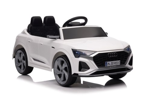 Auto Audi SQ8 białe na akumulator dla dzieci PA.HZB-SQ8