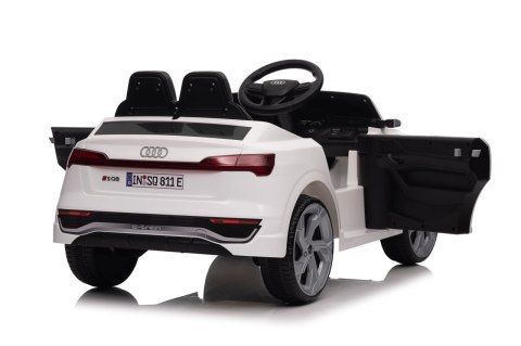 Auto Audi SQ8 białe na akumulator dla dzieci PA.HZB-SQ8