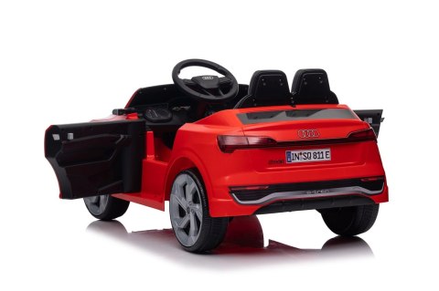 Pojazd Audi SQ8 Czerwony