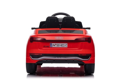 Pojazd Audi SQ8 Czerwony