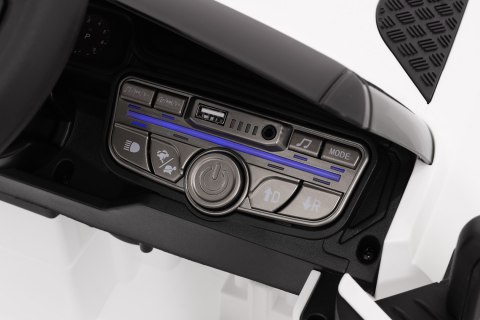 Pojazd Land Rover Defender Biały