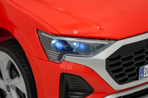 Pojazd Audi SQ8 Czerwony