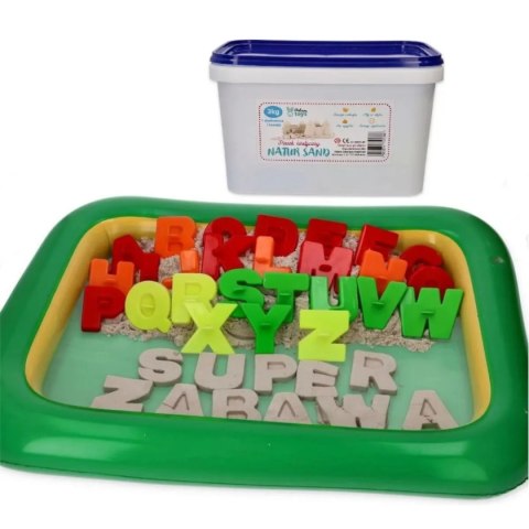 Piasek dynamiczny NaturSand 3 kg z foremkami - Adam Toys 3+