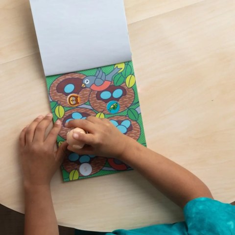 Stempelek z naklejkami Króliczek Sticker WOW! - Melissa & Doug 3+