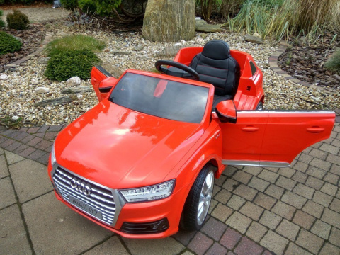 AUTO NA AKUMULATOR AUDI Q7 2.4G NA LICENCJI 2x45W + MIĘKKIE KOŁA EVA + SKÓRA FOTEL INTELIGENTNY PILOT 2.4 Ghz Toyz Audi Q7 AUTO NA AKUMULATOR AUDI Q7 2.4G NA LICENCJI 2x45W + MIĘKKIE KOŁA EVA + SKÓRA FOTEL INTELIGENTNY PILOT 2.4 Ghz Toyz Audi Q7
