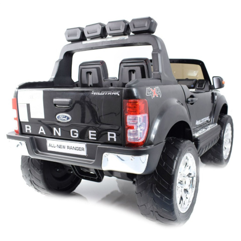 FORD F650 4X4 , 2x12V LICENCJA, PANEL MP4, MIĘKKIE KOŁA EVA, MIĘKKIE SIEDZENIE FULL OPCJA 12V/F650 FORD F650 4X4 , 2x12V LICENCJA, PANEL MP4, MIĘKKIE KOŁA EVA, MIĘKKIE SIEDZENIE FULL OPCJA 12V/F650